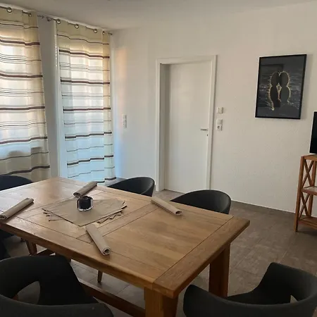Apartment - Marianna Rust