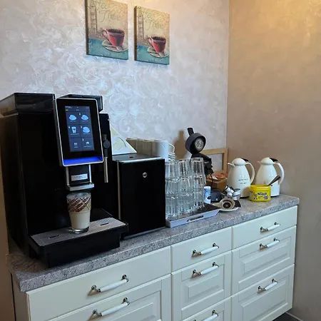 شقة - بنسيون ماريانا روست
