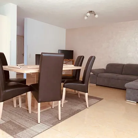 - Marianna Apartment Rust